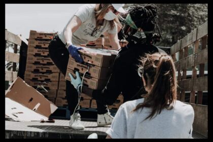 Hassan Dakhlallah_ The Benefits of Volunteering and How Giving Back Can Improve the Lives of Others